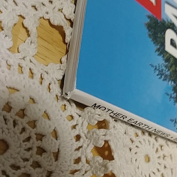 Mother Earth Magazine, 2023, Homestead tips, composting, gardening, backyard pro - Picture 10 of 10